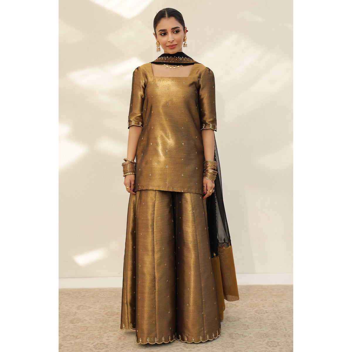 GOLDEN OUTFIT | DYOT | FESTIVE' 25 (RTS)