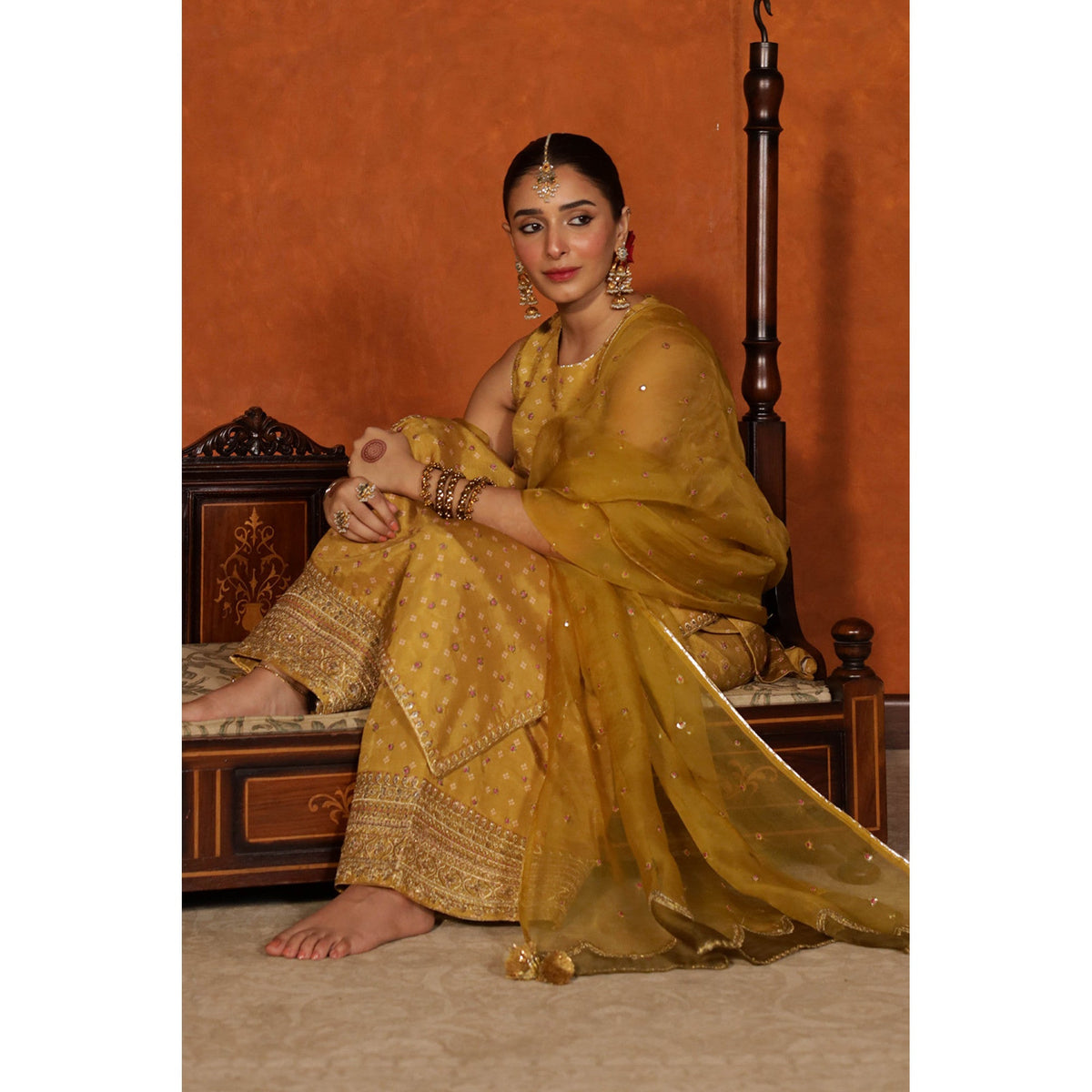 MUSTARD OUTFIT | ZEENAT '24 | DYOT