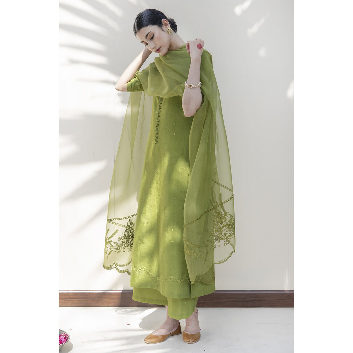 PEAR GREEN OUTFIT | FESTIVE' 23 | DYOT