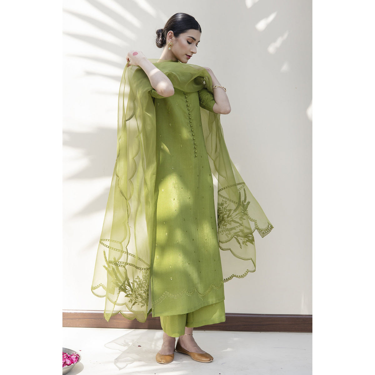 PEAR GREEN OUTFIT | FESTIVE' 23 | DYOT