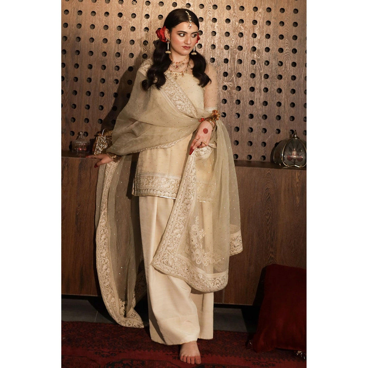 IVORY OUTFIT | DYOT | Mukesh Edit' 25