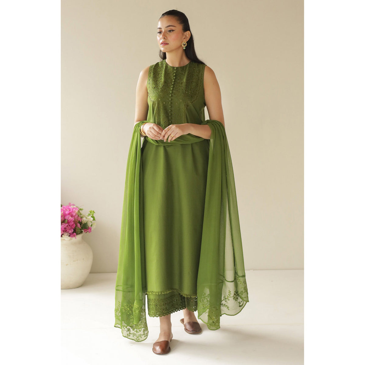 GREEN OUTFIT | DYOT
