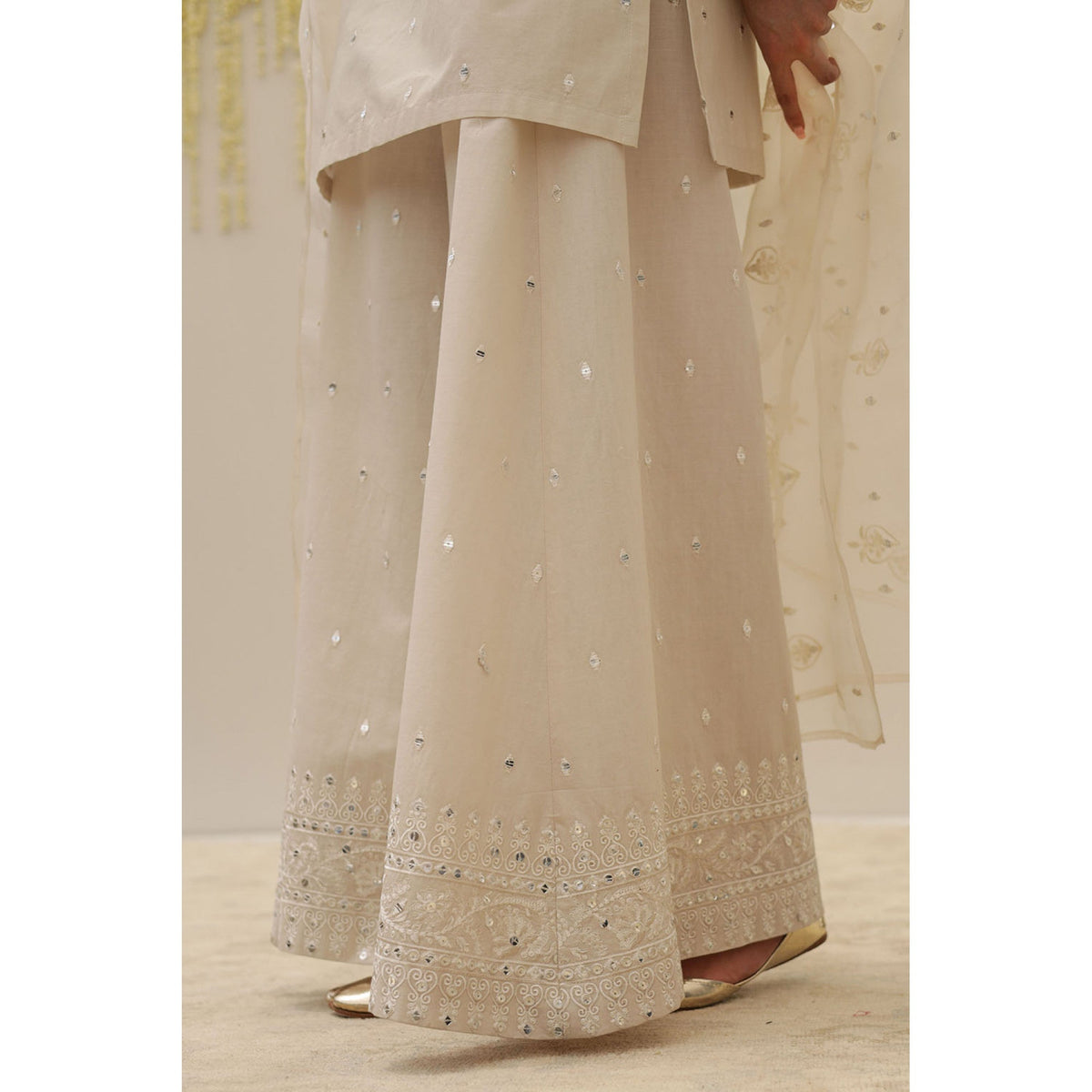 IVORY OUTFIT | DYOT | BARI EID' 25