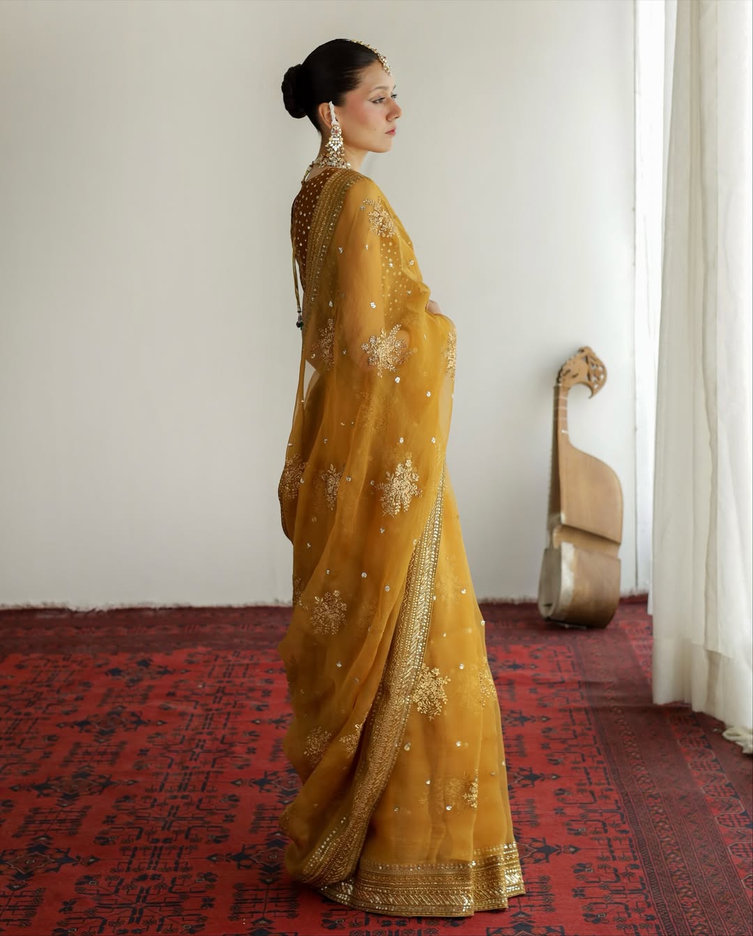HONEY GOLD OUTFIT | SAREE | DYOT