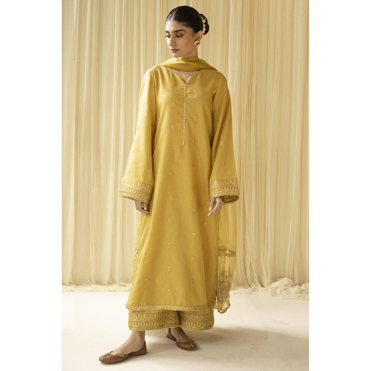MUSTARD OUTFIT | EID' 23 | DYOT