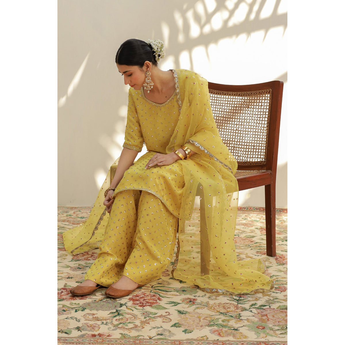 YELLOW OUTFIT | DYOT | Sheesham' 24