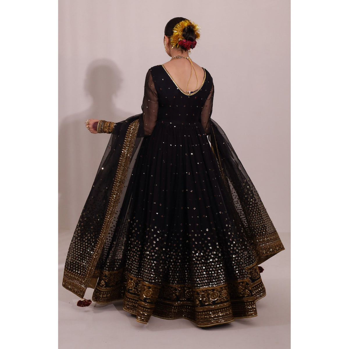 BLACK OUTFIT | Sheesham 24 / 25 | DYOT