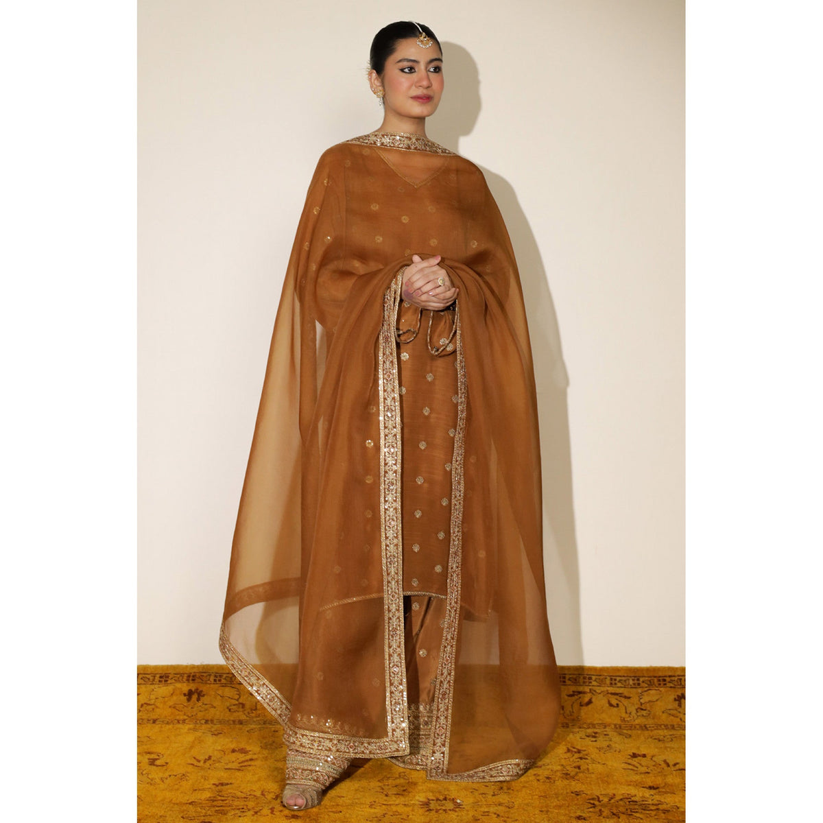 OCHRE OUTFIT  | DYOT