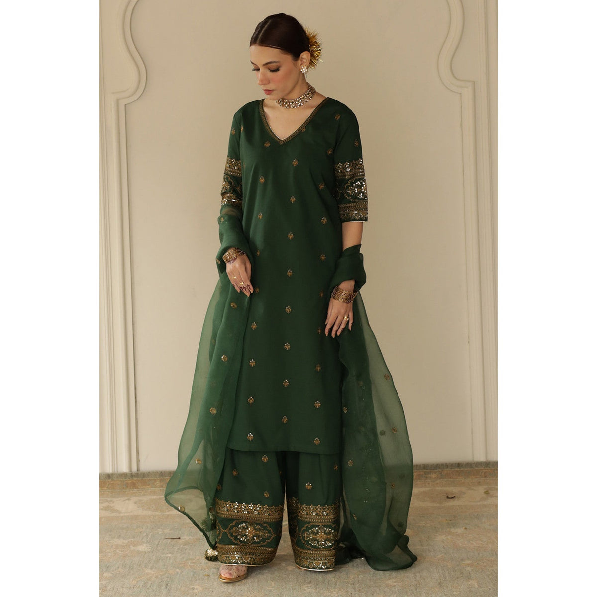 BOTTLE GREEN OUTFIT  | DYOT