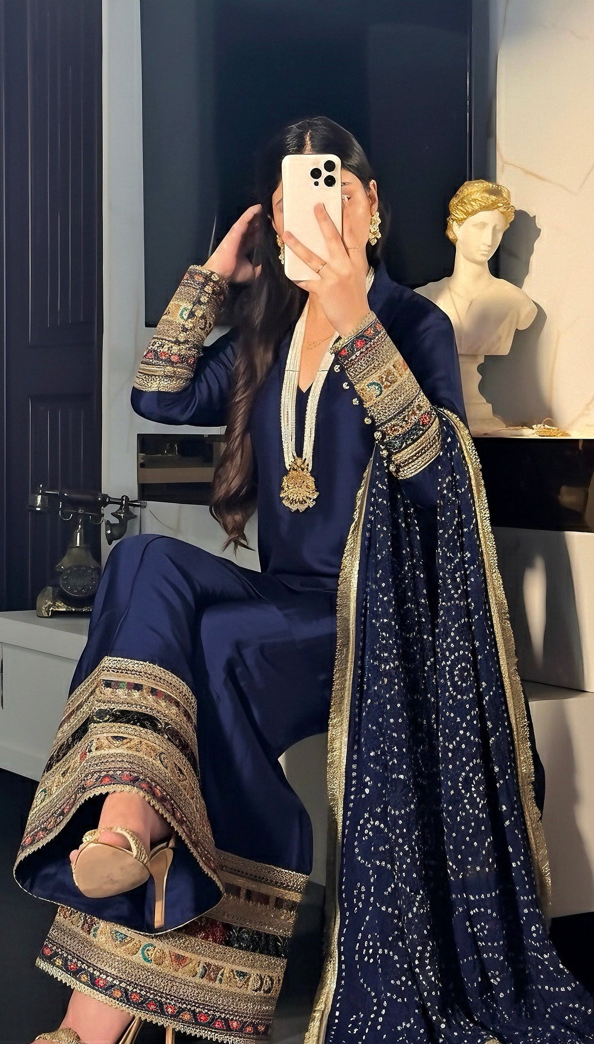 The Noore Set - Navy Blue