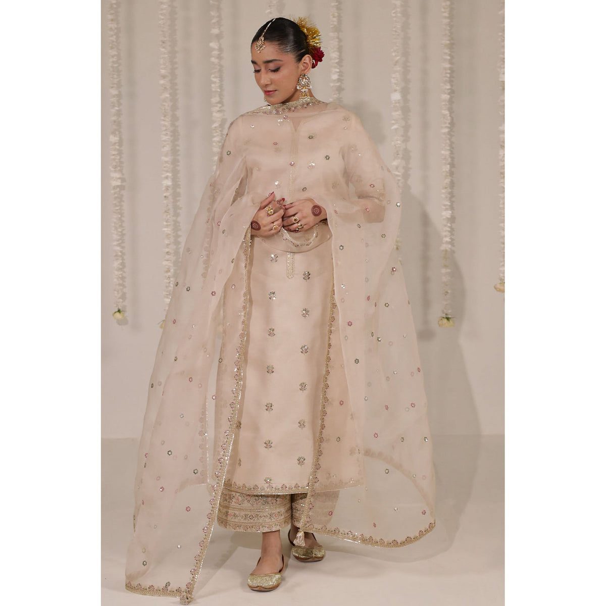 BEIGE OUTFIT | DYOT | CHOTI EID' 25 (RTS)