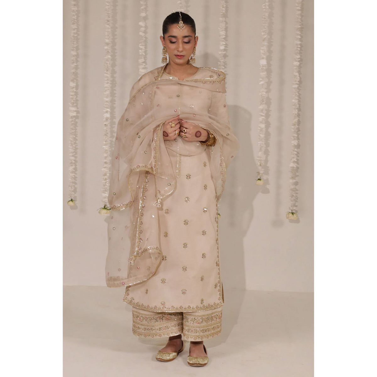 BEIGE OUTFIT | DYOT | CHOTI EID' 25 (RTS)