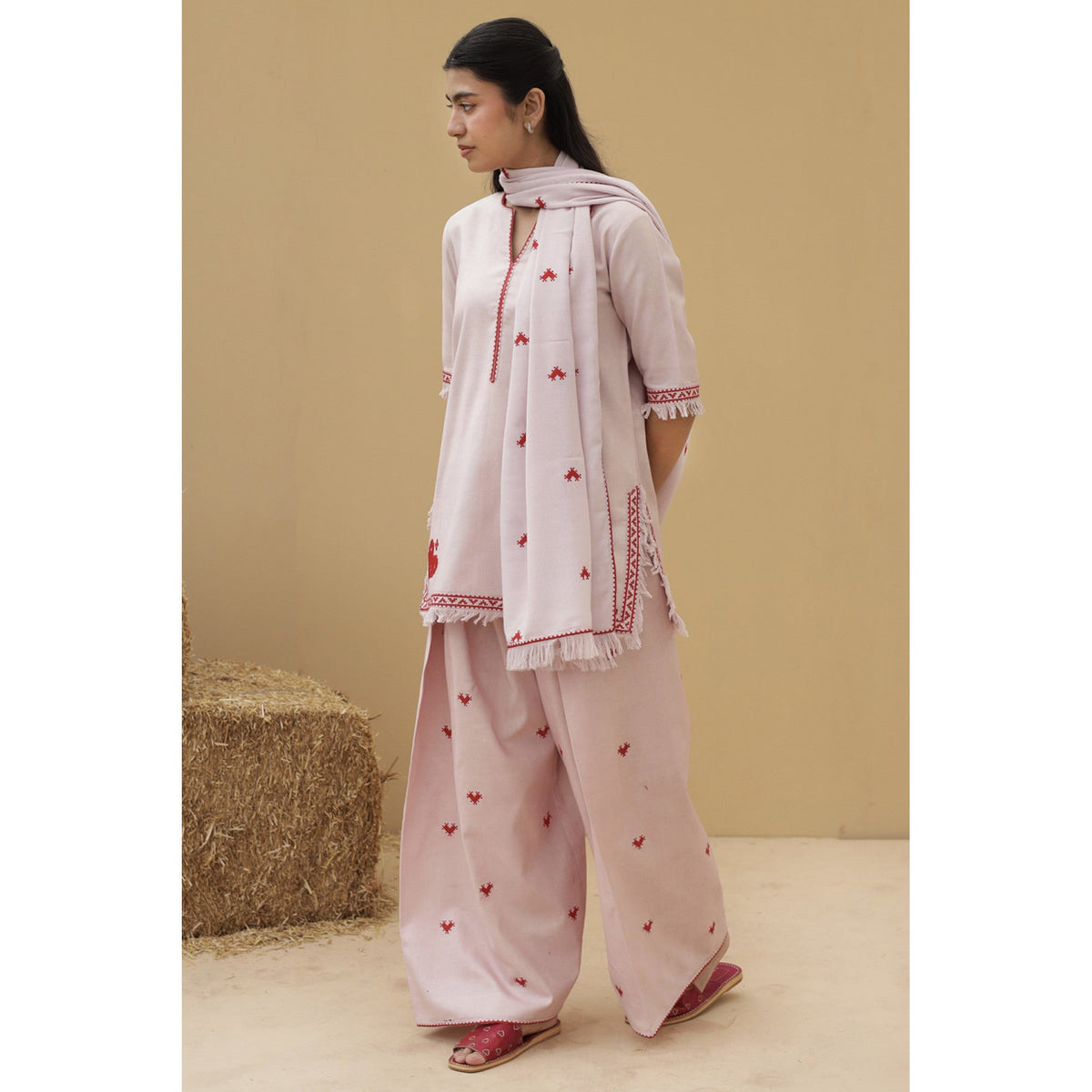 PALE BLUSH OUTFIT | FALL WINTER '25 DYOT