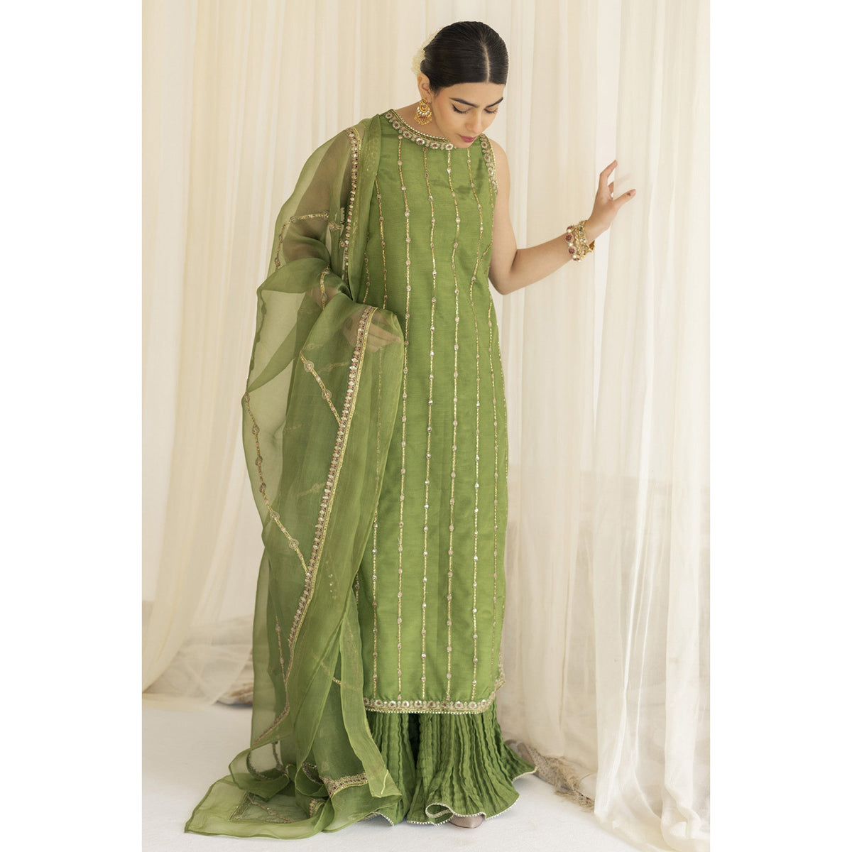 PEAR GREEN OUTFIT | NARGIS | DYOT