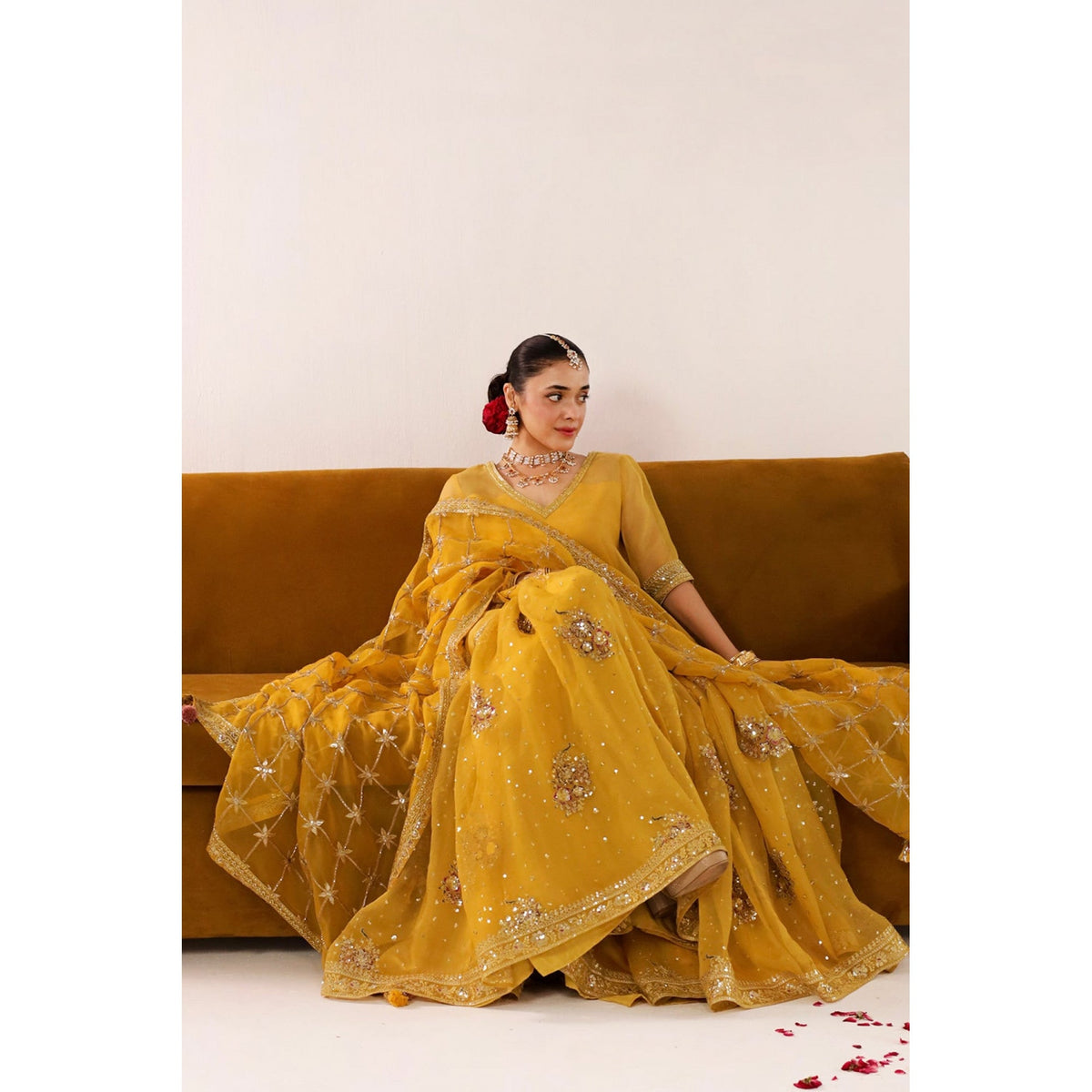DANDELION YELLOW OUTFIT | JHIL MIL | DYOT