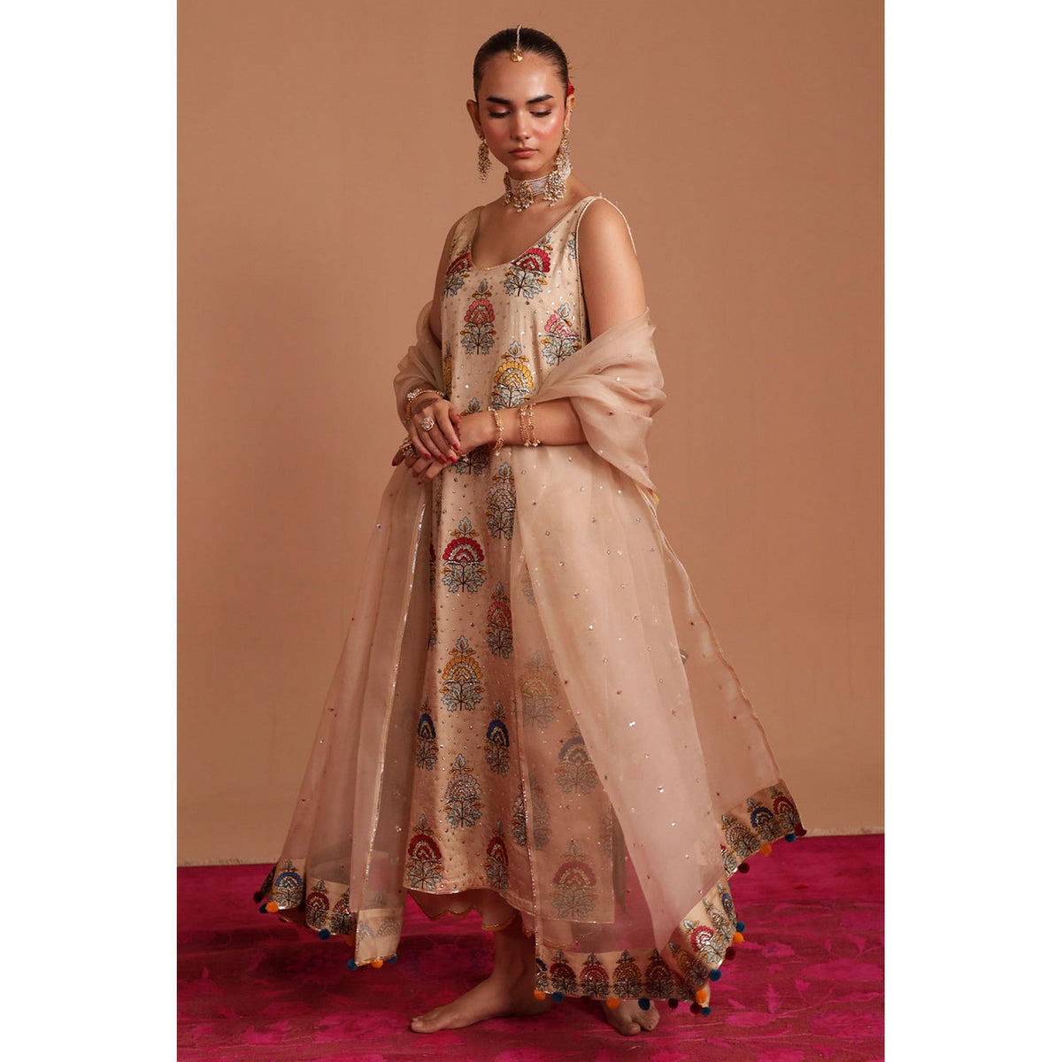 IVORY OUTFIT | CHAM CHAM '25 | DYOT