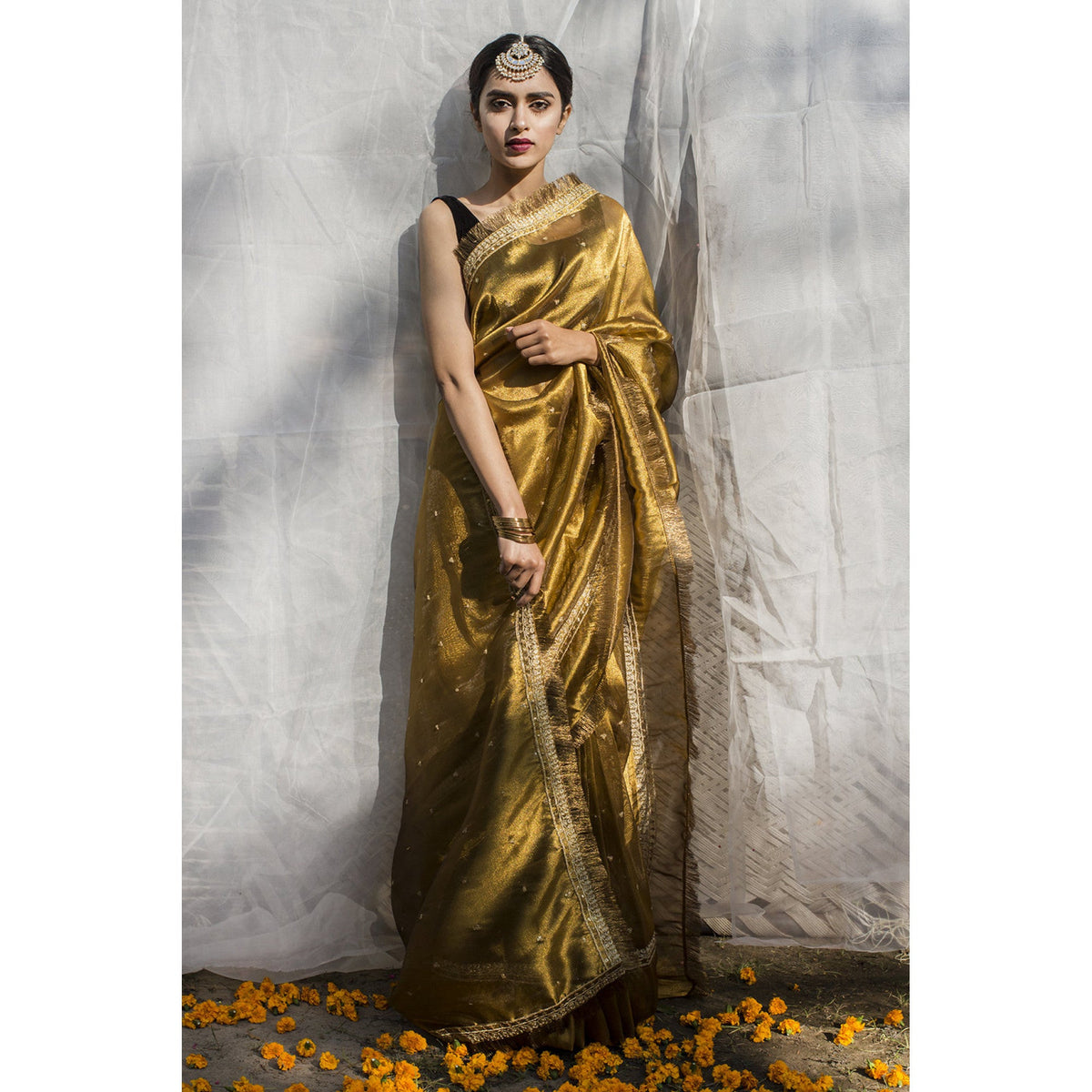 GOLD SAREE | DYOT