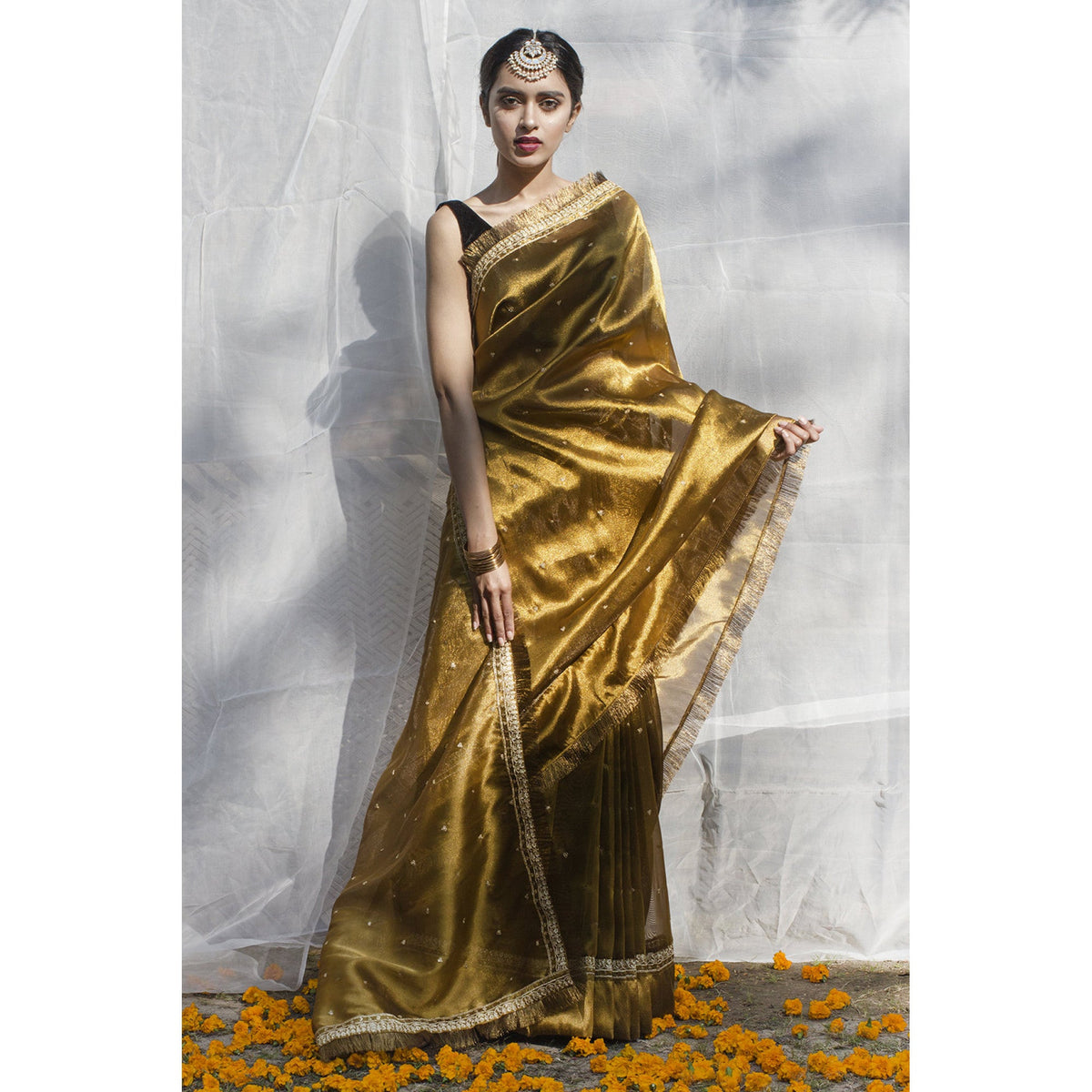 GOLD SAREE | DYOT